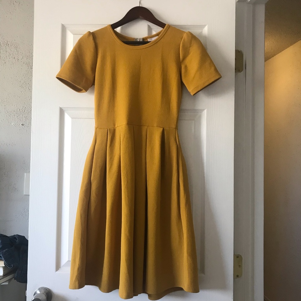 Mustard Lula Roe Amelia